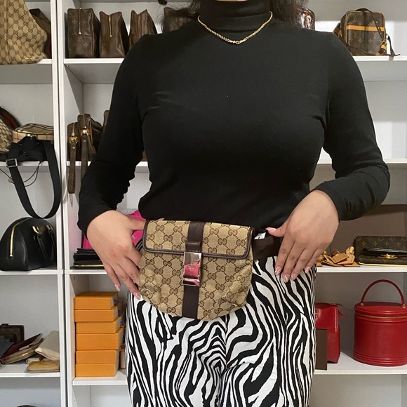 Gucci Handbags - Authentic Gucci Fanny pack